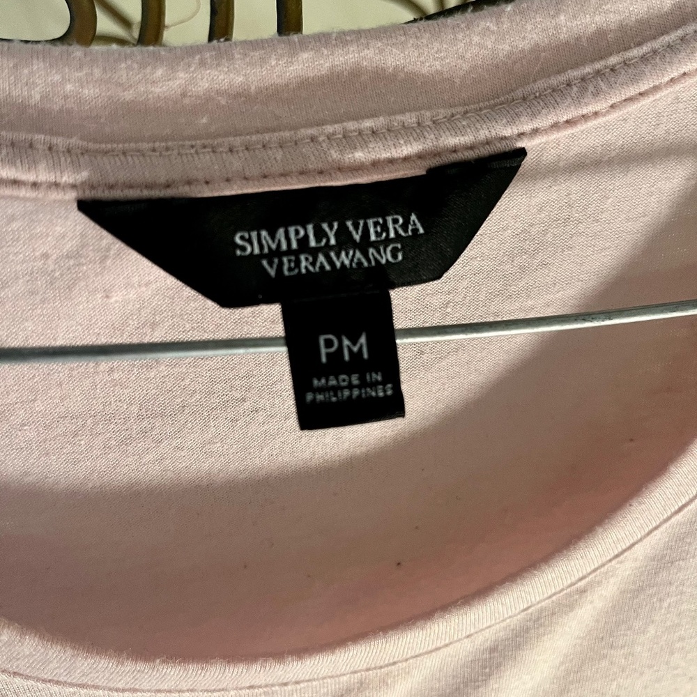 Vera Wang t-shirt
